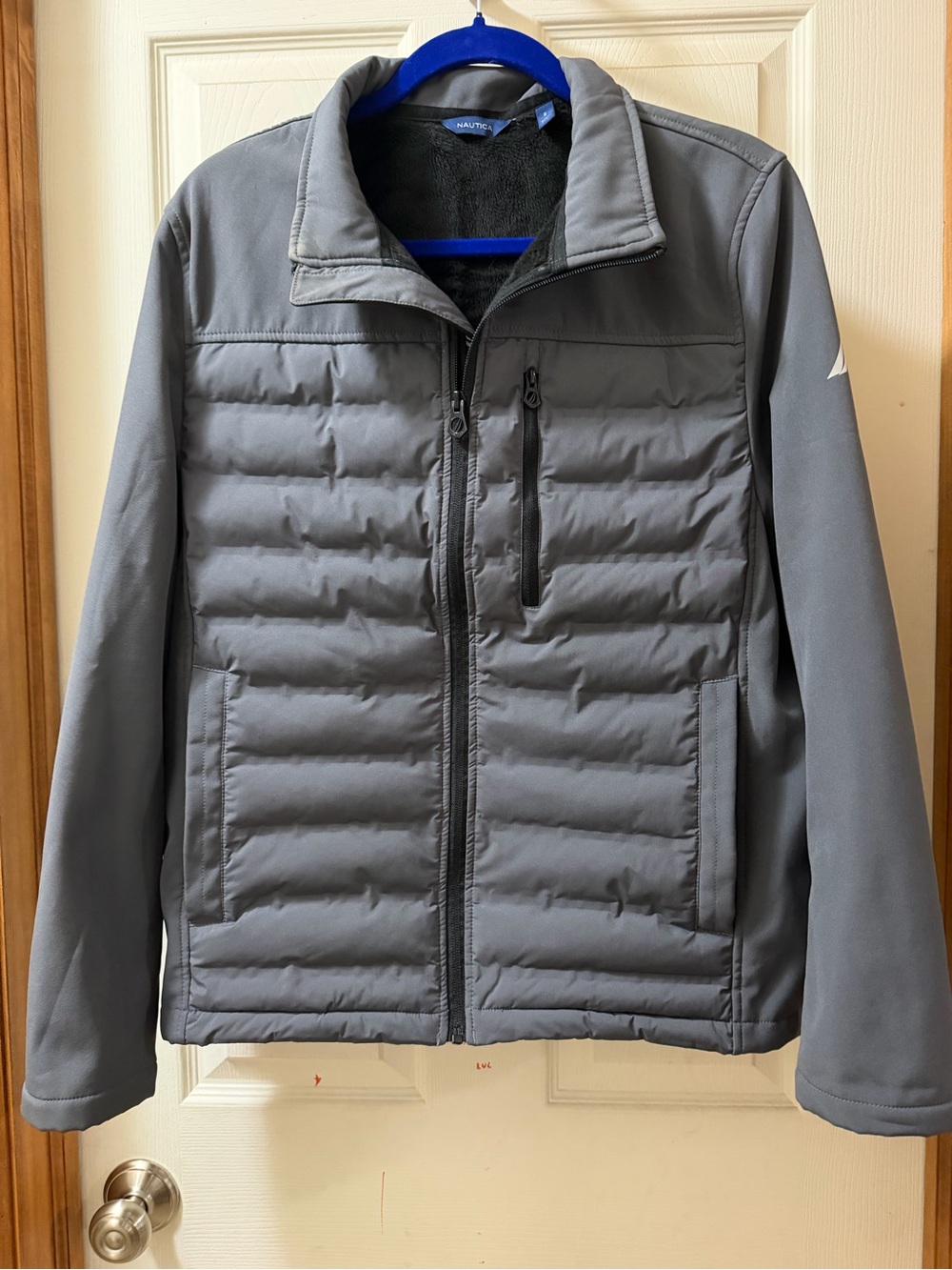 Nautica Men’s Gray Quilted Softshell Jacket